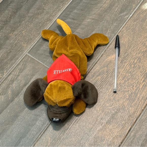 EUC Bloodhound Plush Dog - Picture 2 of 11